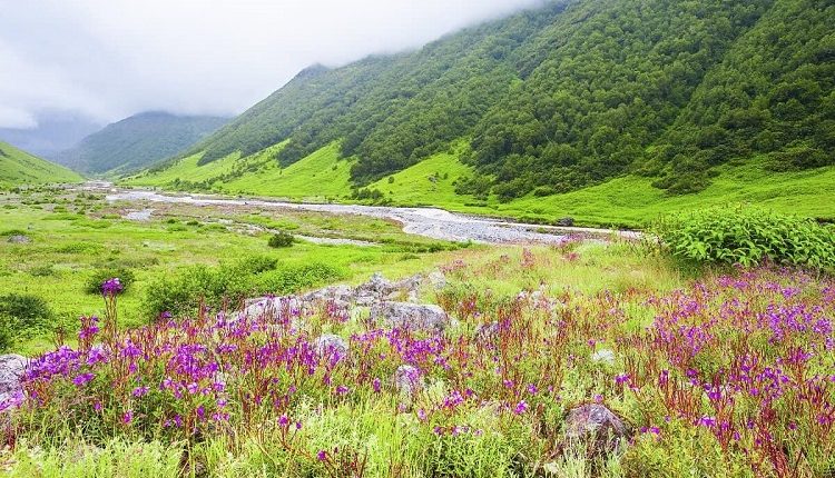 Explore These Five Offbeat Locations This Summer/ Explore India's Hidden Gems