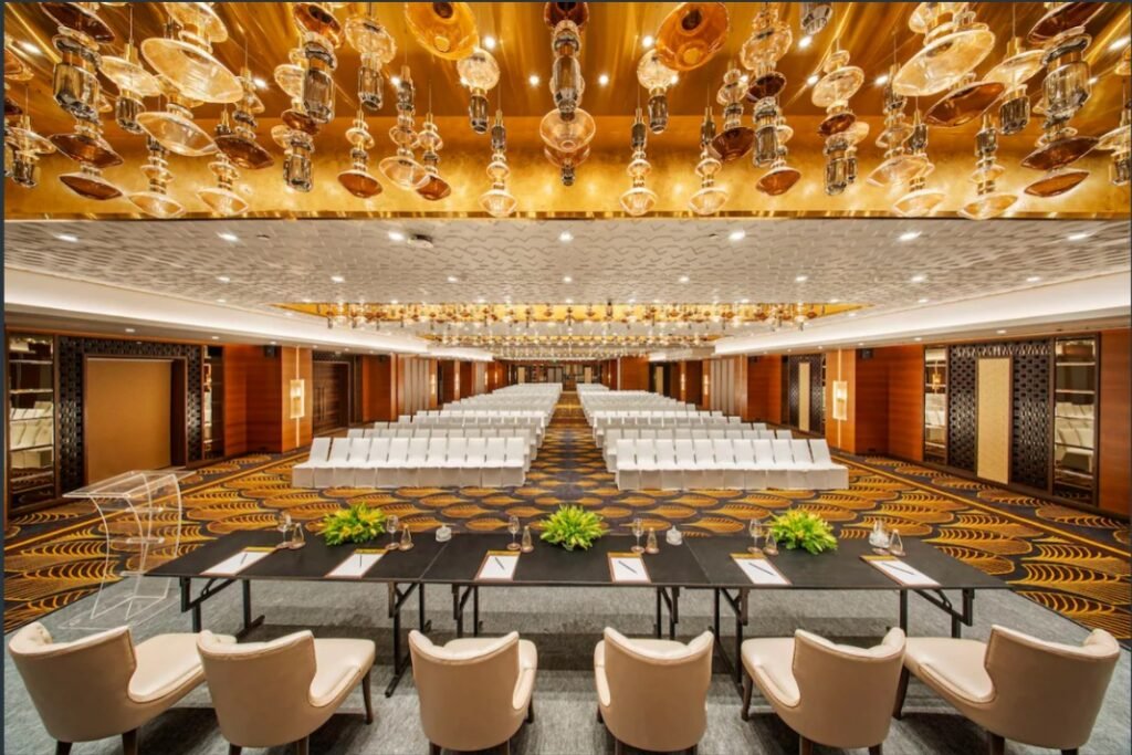 Royal Ballroom - Green Meetings,Radisson Blu Hotel & Suites GRT Chennai